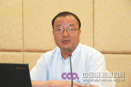 中機六院舉辦“智能制造轉(zhuǎn)型、創(chuàng)新驅(qū)動引領”專題報告